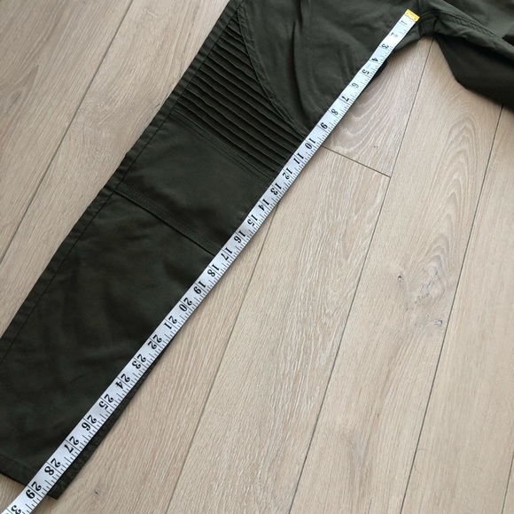 Prana Like New Brenna Pants in Olive Green Women’s Size 6 - Picture 6 of 14